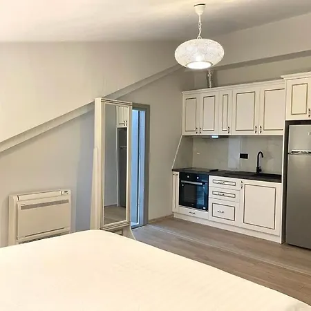 Bed & Breakfast Shard Boutique Tirana
