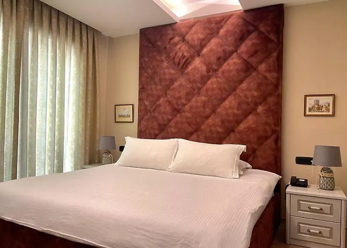 Shard Boutique Alojamento de Acomodação e Pequeno-almoço 3*