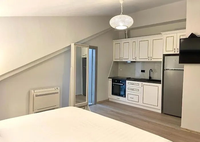 فندق مبيت وإفطار Shard Boutique تيرانا