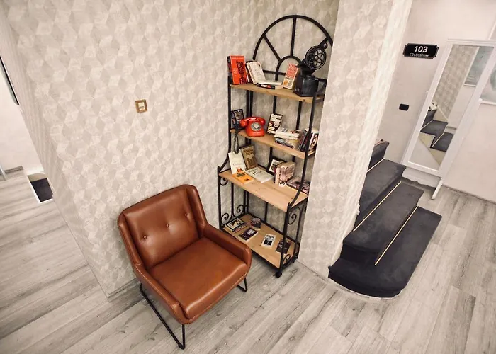 Alojamento de Acomodação e Pequeno-almoço Shard Boutique Tirana